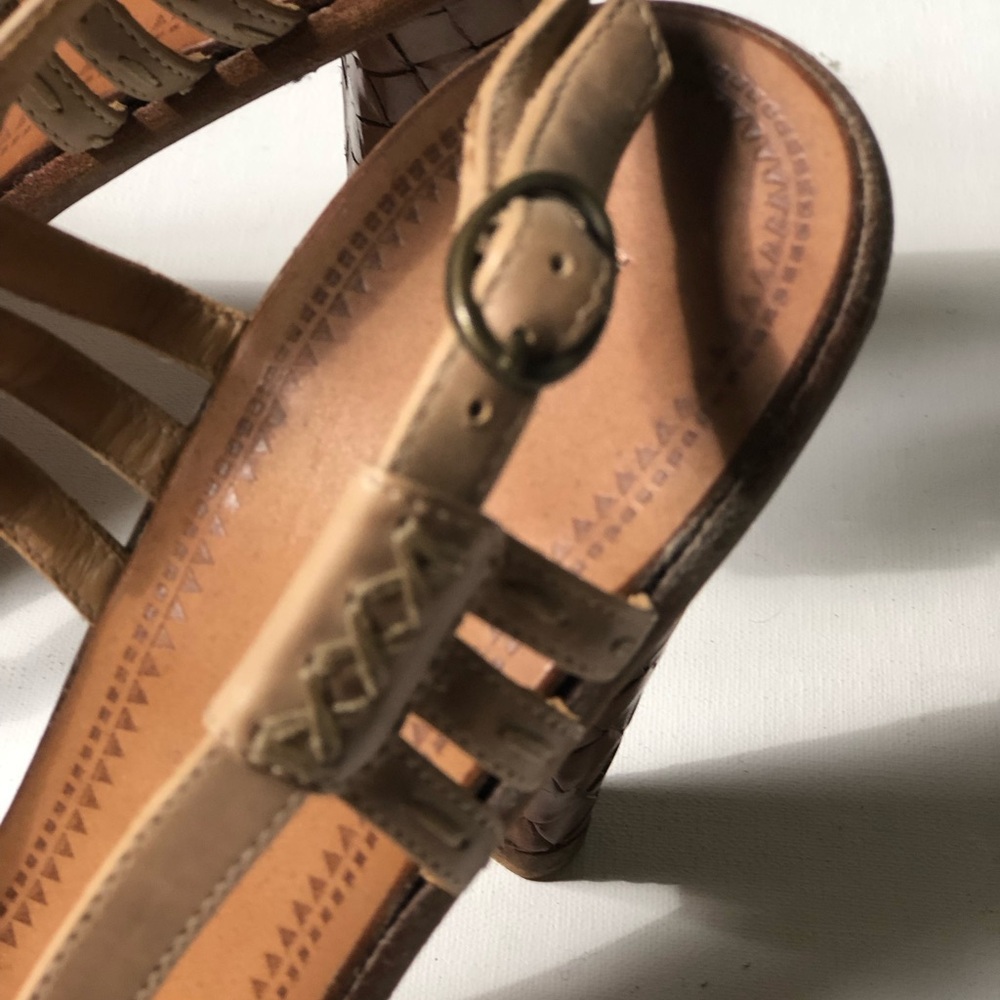 Elegant BOTTEGA VENETA Tan Woven Women's High-heel Sandals IT38 - Picture 4 of 6